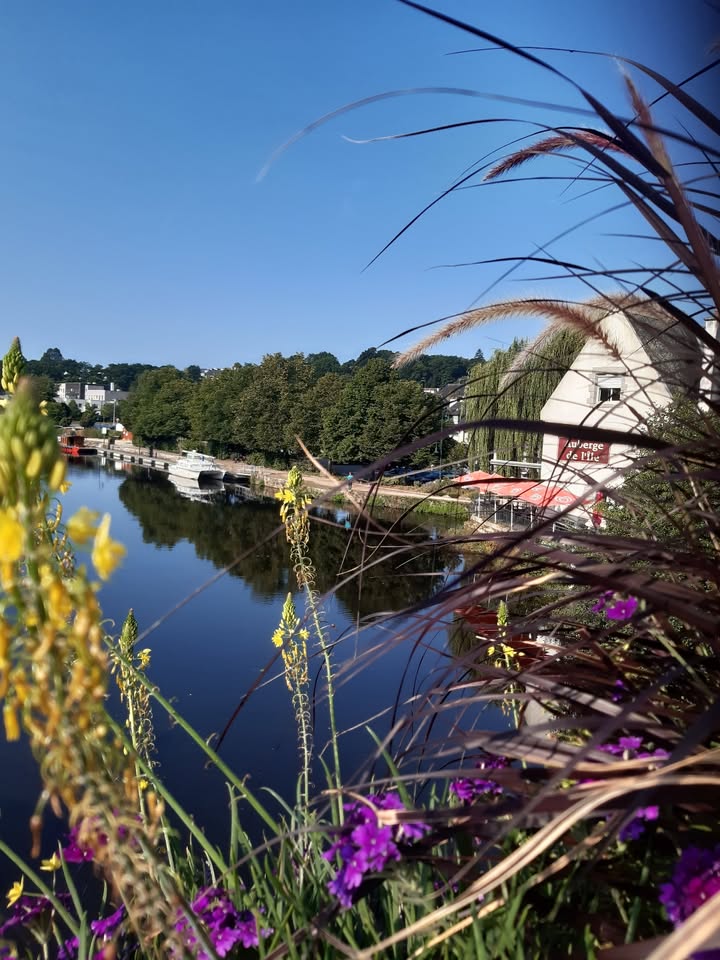 Complet aujourdhui vendredi 22 aout midi et soir et dimanche 1 1335623858567060 - Pontivy, Loudéac
